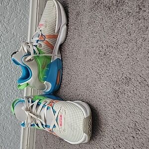 Nike LeBron witness 7